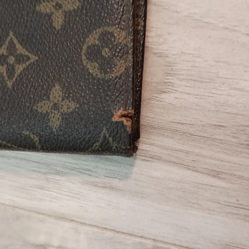 Authentic Louis Vuitton Multiple Wallet Monogram Canvas